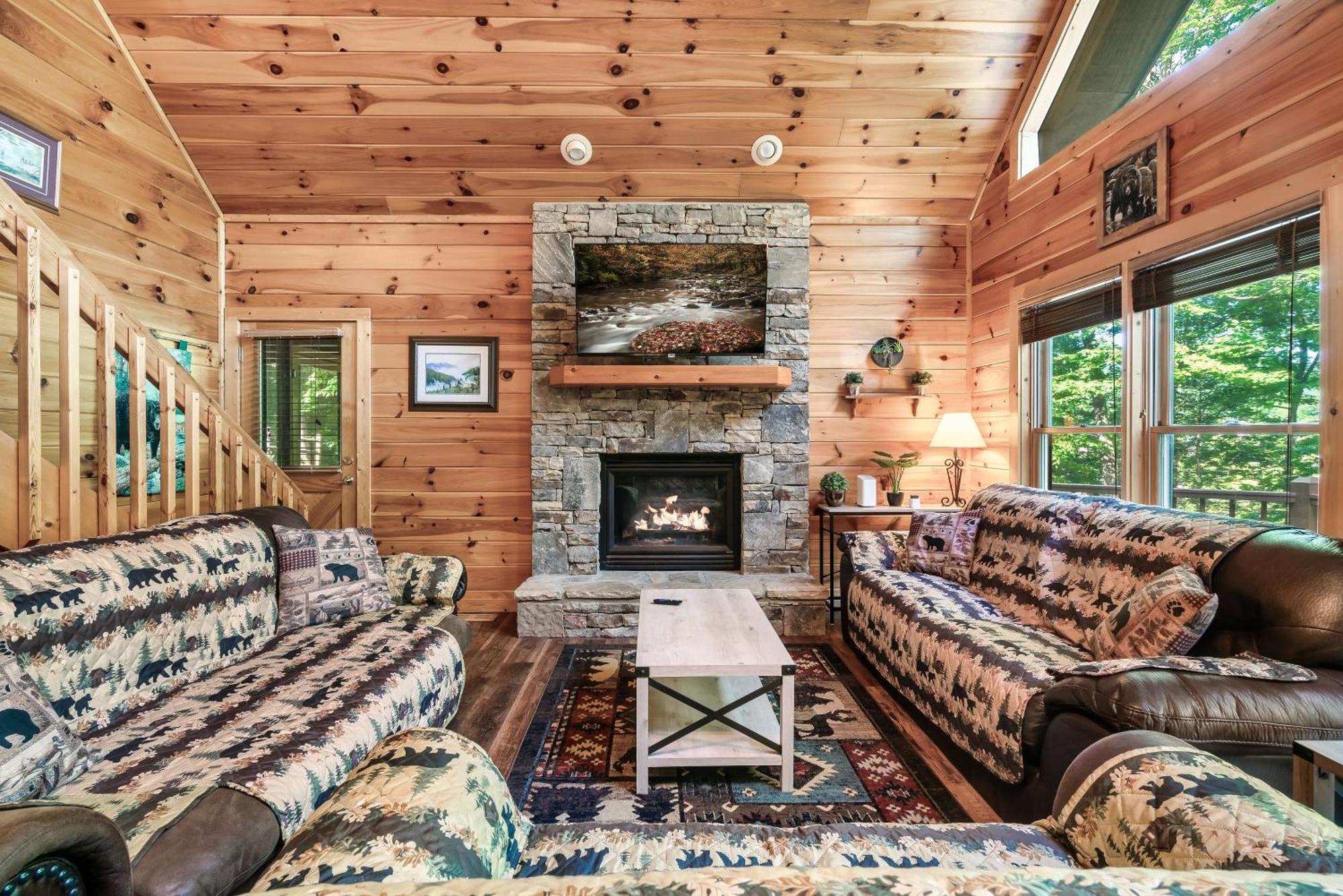 Peaceful Family Cabin With Hot Tub, Game Room, & More! Sevierville Exterior photo